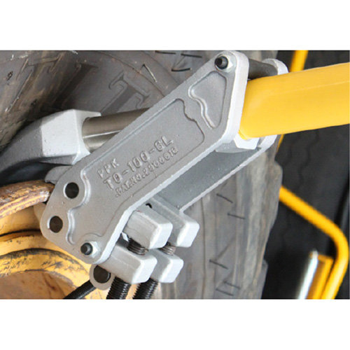 Pro Series OTR Giant Tire Hydraulic Bead Breaker Brunswick Fyr & Safety