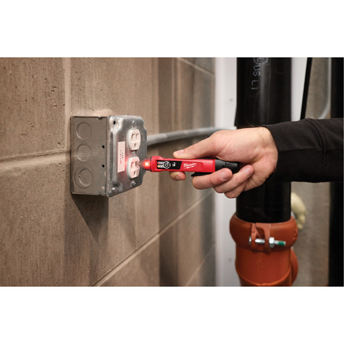 Dual Range Non-Contact Voltage Detector with LED, 12 V - 49 V/50 V - 1000 V, Display & Sound Alert Brunswick Fyr & Safety