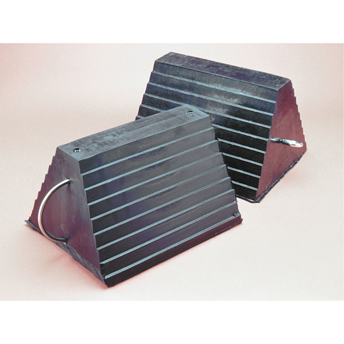 Cale de roue, 9" x 8" x 6", Noir Brunswick Fyr & Safety