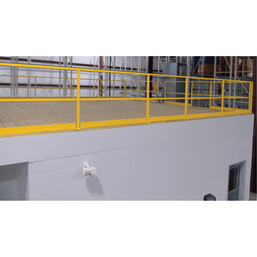 Barri&egrave;re de s&eacute;curit&eacute; pour mezzanine, 68-1/2" lo x 42" ha, 80-1/16" &eacute;lev&eacute;e, Jaune Brunswick Fyr & Safety