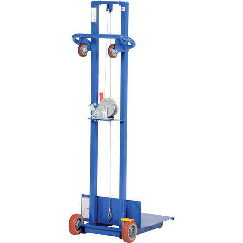 Empileur &agrave; plateforme, M&eacute;canisme Treuil manuel, Capacit&eacute; de 400 lb, Levage max de 58" Brunswick Fyr & Safety