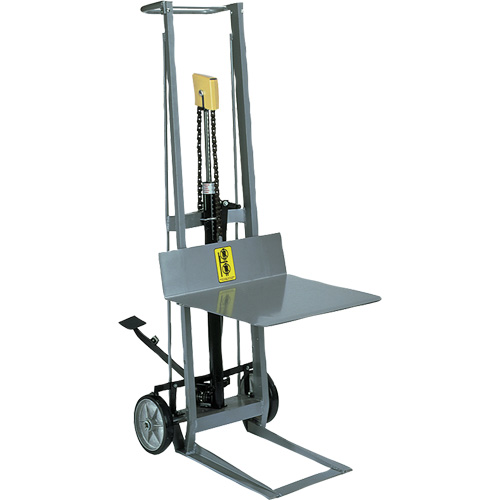 Gerbeur hydraulique &agrave; plateforme, M&eacute;canisme Pompe au pied, Capacit&eacute; de 400 lb, Levage max de 54" Brunswick Fyr & Safety