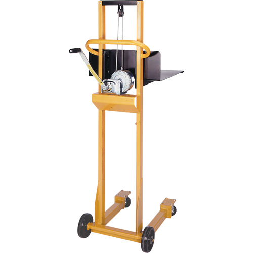 Empileur &agrave; plateforme Easy-Lift, M&eacute;canisme Treuil manuel, Capacit&eacute; de 500 lb, Levage max de 52" Brunswick Fyr & Safety