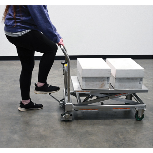 Table &eacute;l&eacute;vatrice hydraulique &agrave; ciseaux, 31-1/2" lo x 19-1/2" la, Acier inoxydable, Capacit&eacute; 550 lb Brunswick Fyr & Safety