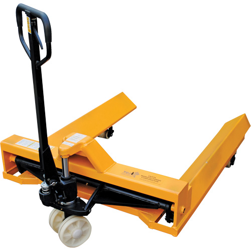 Transpalette pour mat&eacute;riaux en rouleaux, Acier, 48" lo x 7,5" la, Capacit&eacute; 4000 lb Brunswick Fyr & Safety