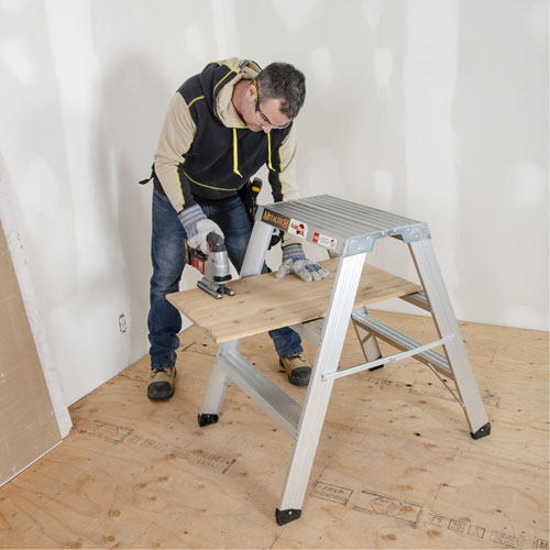 Poste de travail chevalet de sciage portatif, Cadre Aluminium, 12-1/4" p x 36" h Brunswick Fyr & Safety