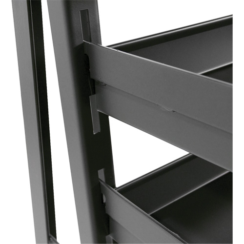 Chariot &agrave; cadre en A robuste &agrave; un c&ocirc;t&eacute; avec 6 plateaux, 38" x 25" x 63", Capacit&eacute; 2500 lb Brunswick Fyr & Safety