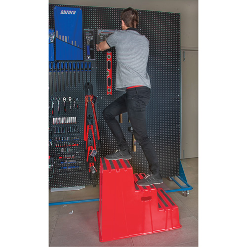 Escabeau industriel, 3 marches, 34-13/16" x 22-7/16" x Hauteur 28-1/2" Brunswick Fyr & Safety