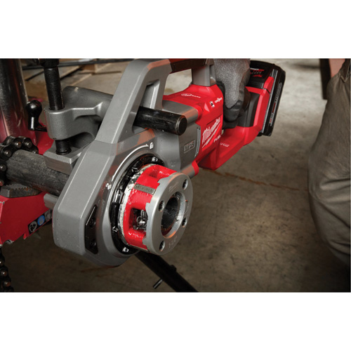 Fili&egrave;re &agrave; tuyau compacte M18 Fuel, Filetage de la tige 1-1/4" Brunswick Fyr & Safety