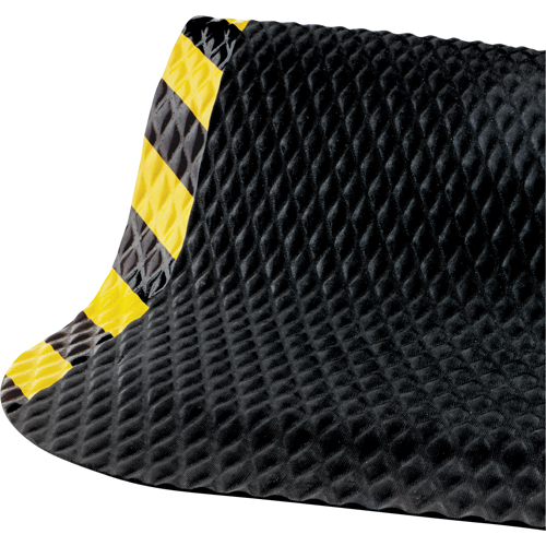 Tapis Hog Heaven no 423, Losange, 3' x 12' x 5/8", Noir/Jaune, Nitrile Brunswick Fyr & Safety