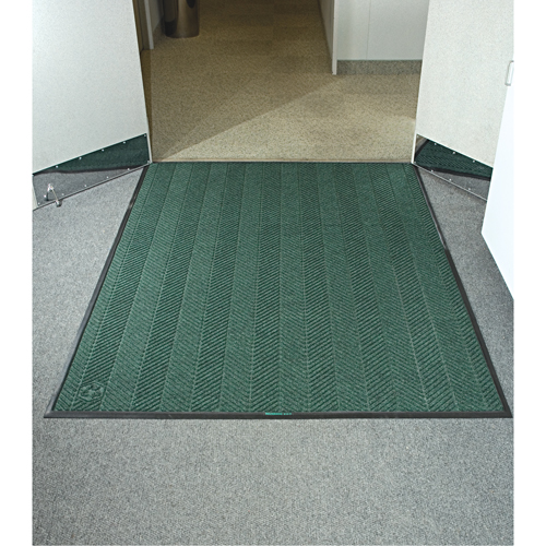 Tapis Waterhog Eco Elite, Essuie-pieds/grattoir, 3' x 5' x 3/8", Pin du sud Brunswick Fyr & Safety