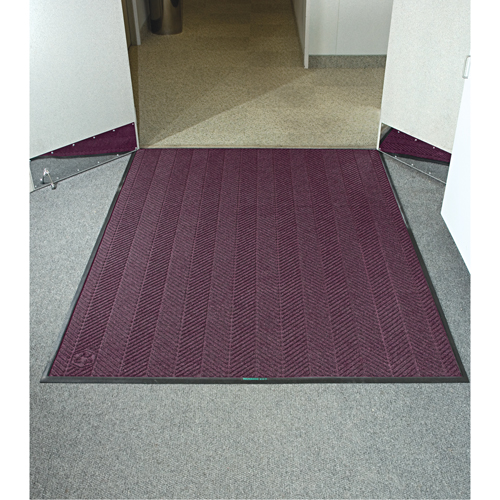 Waterhog&reg; Eco Elite Matting, Wiper/Scraper, 3' x 20' x 3/8", Maroon Brunswick Fyr & Safety