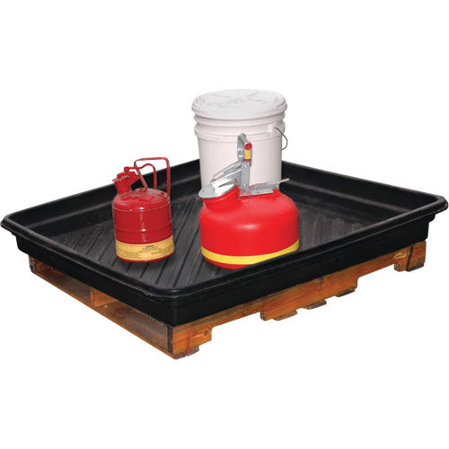 Plateaux Ultra-Utility Trays, 40" lo x 48" la x 3,5" h, Cap. de d&eacute;versement 30 gal. US Brunswick Fyr & Safety