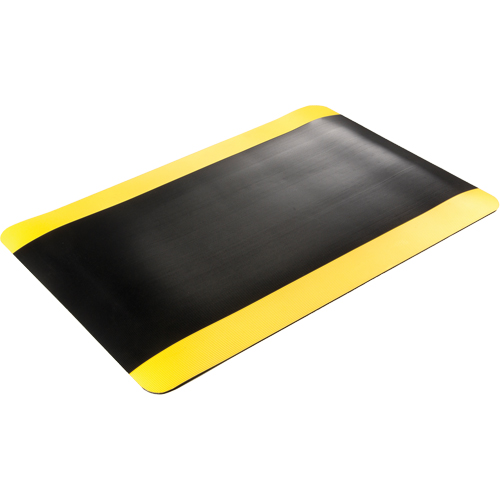 Tapis tr&egrave;s robuste pour panneau de contr&ocirc;le No 720, Ondul&eacute;, 3' x 10' x 5/8", Noir/Jaune, PVC Brunswick Fyr & Safety