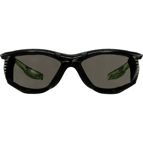 Lunettes de s&eacute;curit&eacute; de s&eacute;rie Solus CCS, Lentille Gris, Antibu&eacute;e/Anti-&eacute;gratignures, R&eacute;pond ou surpasse la norme CSA Z94.3 Brunswick Fyr & Safety
