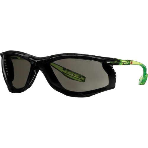 Lunettes de s&eacute;curit&eacute; de s&eacute;rie Solus CCS, Lentille Gris, Antibu&eacute;e/Anti-&eacute;gratignures, R&eacute;pond ou surpasse la norme CSA Z94.3 Brunswick Fyr & Safety