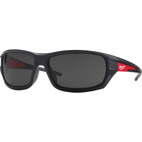 Lunettes de s&eacute;curit&eacute; performantes, Lentille Gris, Antibu&eacute;e/Anti-&eacute;gratignures, ANSI Z87+/R&eacute;pond ou surpasse la norme CSA Z94.3 Brunswick Fyr & Safety
