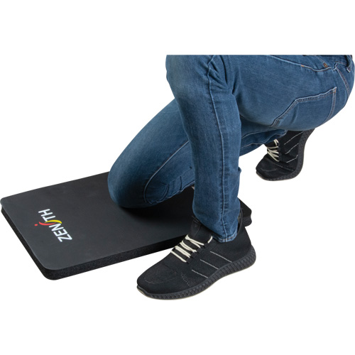 Kneeling Mat, 14" L x 21" W, 1" Thick Brunswick Fyr & Safety