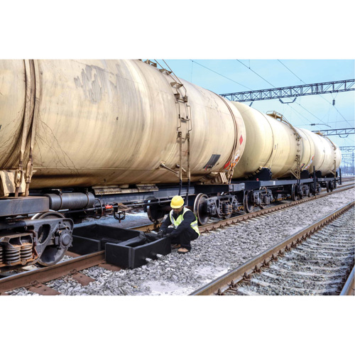 Ultra-Track Berm, 144 US gal. Capacity, 4' W x 6' L x 12" H, Foam Wall Brunswick Fyr & Safety