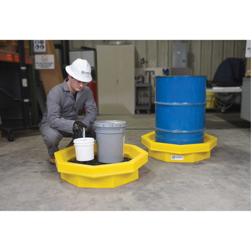 Ultra-Drum Tray&reg; without Grating, 32" L x 32" W x 8.1" H, 22.8 US gal. Spill Capacity Brunswick Fyr & Safety