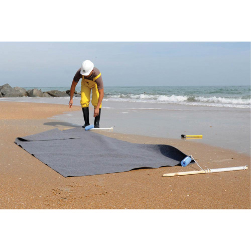 Ultra-Oil Blanket&reg; Kit, Hazmat/Oil Only/Universal, 120" x 60", 8.3 US gal. Absorbancy Brunswick Fyr & Safety