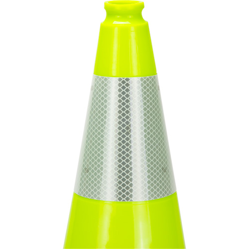 C&ocirc;ne de signalisation de premi&egrave;re qualit&eacute;, 18", Vert lime, Bande(s) r&eacute;fl&eacute;chissante(s) 6" Brunswick Fyr & Safety