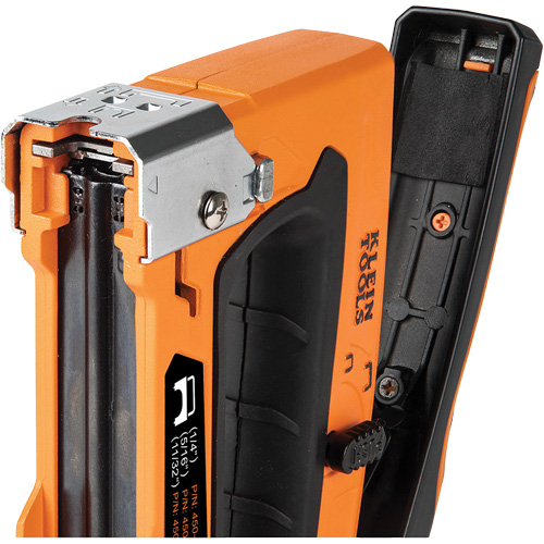 Agrafeuse pour c&acirc;blage libre, Agrafes 5/16"/1/4"/11/32" Brunswick Fyr & Safety