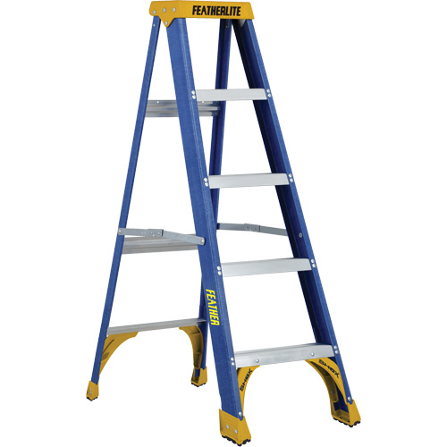 Industrial Duty Stepladders (6300 Series), 5', Fibreglass, 250 lbs. Capacity, Type 1 Brunswick Fyr & Safety