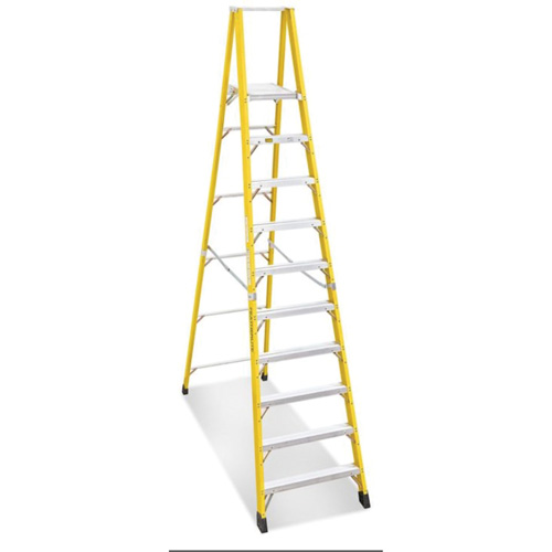 Industrial Heavy-Duty Platform Stepladders (6500 Series), 12', 300 lbs. Cap. Brunswick Fyr & Safety