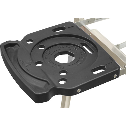 Escabeau industriel tr&egrave;s robuste s&eacute;rie 3400, 4', Aluminium, Capacit&eacute; 300 lb, Type 1A Brunswick Fyr & Safety