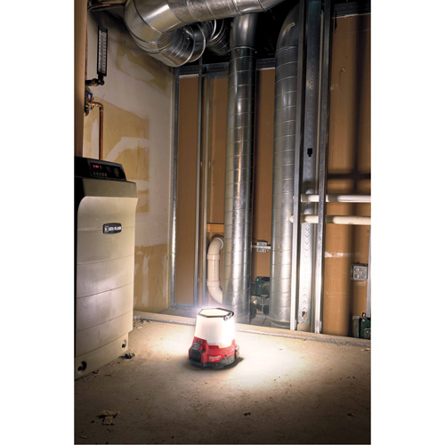 Lampe de chantier compacte M18 RADIUS avec ONE-KEY, DEL, 4400 lumens Brunswick Fyr & Safety