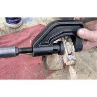 Presse-axe de chape de frein pour camions de classes 6 &agrave; 8 Brunswick Fyr & Safety
