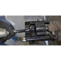 Extracteur de joints de cardan moyens, 1 Mcx, Longueur de l'extracteur 1,7" Brunswick Fyr & Safety