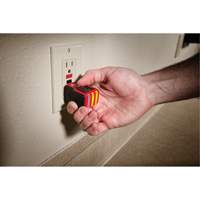 D&eacute;tecteur de tension et testeur de prise DDFT, 50 V - 1000 V, Alerte Affichage & son Brunswick Fyr & Safety