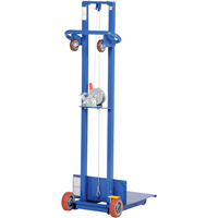 Empileur &agrave; plateforme, M&eacute;canisme Treuil manuel, Capacit&eacute; de 400 lb, Levage max de 58" Brunswick Fyr & Safety