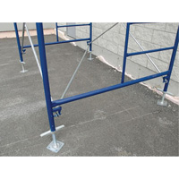 Accessoires pour &eacute;chafaudage - V&eacute;rin ajustable , V&eacute;rin ajustable, 24" la x 24" h Brunswick Fyr & Safety