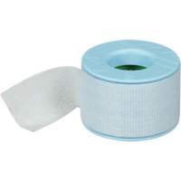 Micropore™ S Surgical Tape, Non-Medical, 16-1/2' L x 1" W SGR798 | Brunswick Fyr & Safety