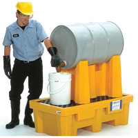 Ultra-Drum Rack 1-Drum Containment System with Drain, 52" L x 29" W x 49.5" H, 750 US gal. Capacity SHF397 | Brunswick Fyr & Safety