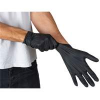 Emballages de gants jetables pour machine distributrice, Petit, Nitrile, 5 mils, Sans poudre, Noir, Classe 2 Brunswick Fyr & Safety