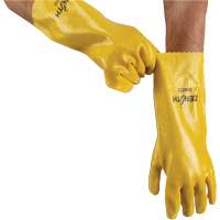 Gants &agrave; fini rugueux et r&eacute;sistants aux produits chimiques, Taille 9, 14" lo, PVC, Doublure en Interlock, 47-mil Brunswick Fyr & Safety