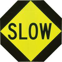 Panneau de signalisation à deux côtés « Stop/Slow », 18" x 18", Aluminium, Anglais SO101 | Brunswick Fyr & Safety