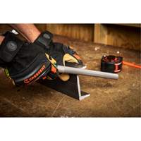 Lime &agrave; taille crois&eacute;e avec poign&eacute;e verte, Demi-ronde, 8", B&acirc;tarde Brunswick Fyr & Safety