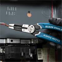 Outil polyvalent Klein-Kurve pour d&eacute;nuder, couper et sertir les fils, 8-1/4" lo, 8 - 20 AWG Brunswick Fyr & Safety