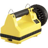 Lanterne avec syst&egrave;me de montage pour v&eacute;hicule E-Flood LiteBox, DEL, 615 lumens, 8 hres de fonctionnement, piles Rechargeable, Compris Brunswick Fyr & Safety